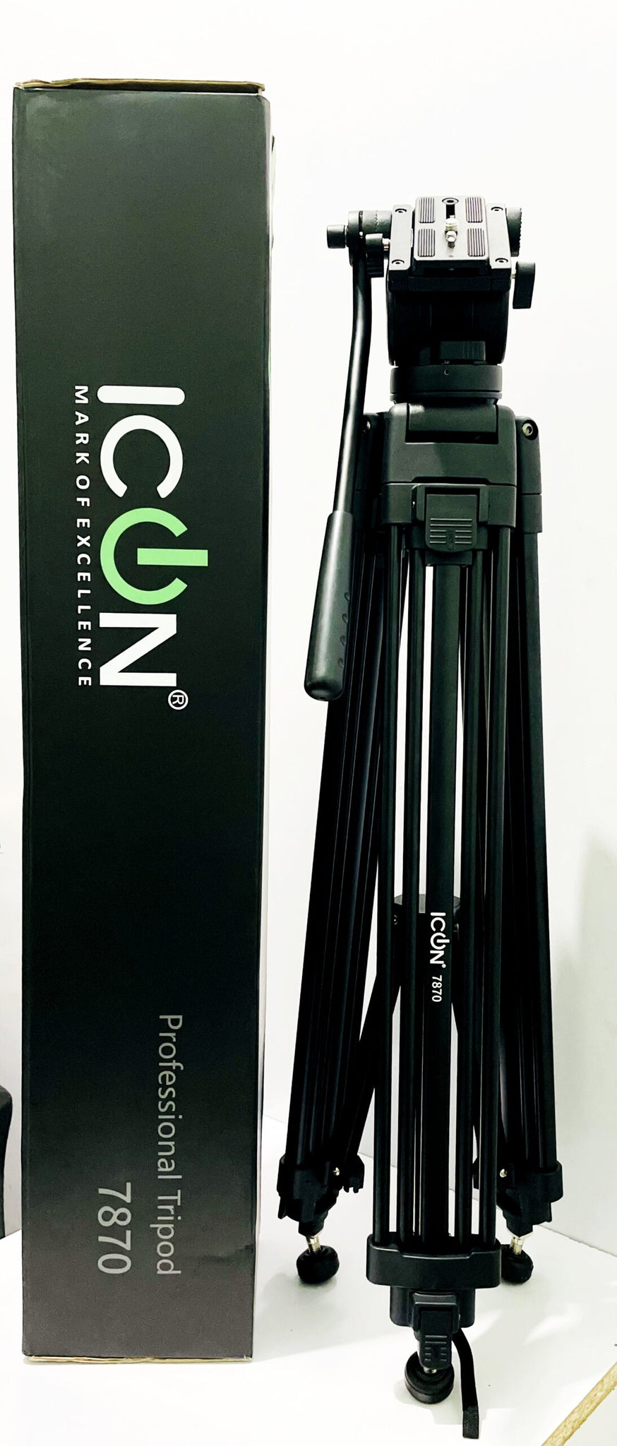 ICON 7870 Professional Tripod